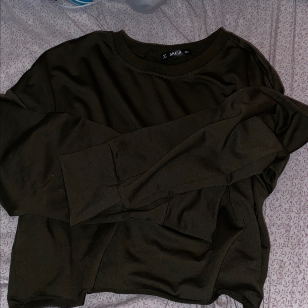 Long-Sleeve Crop Shirt